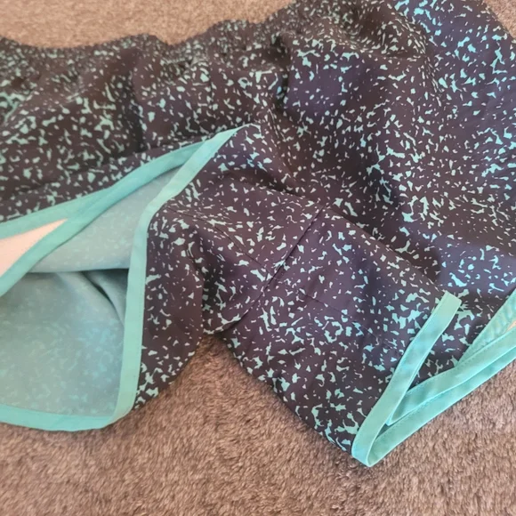 Xersion athletic shorts size s - Picture 4 of 5